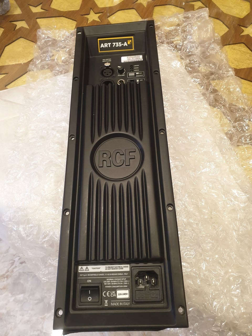 طبله وحده ار سي اف اصليه شرط جديده على وضع الشركه الاتصال *********** سعرها 250$
