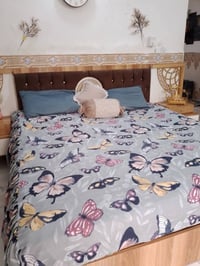 مفروشات راقية • فرش عرسان • حسب الطلب