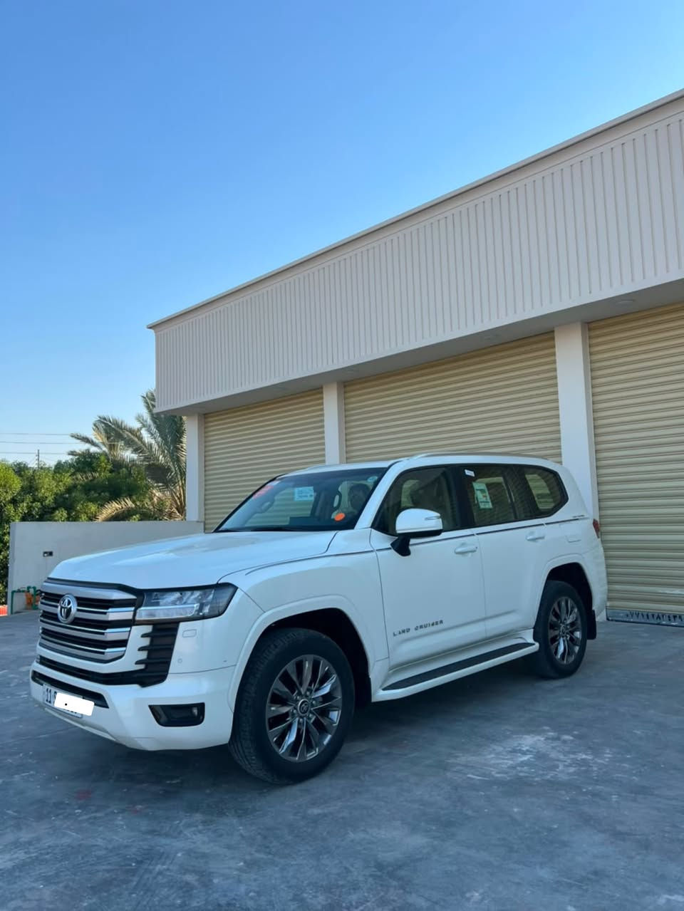 لاندكروز GXR 2024
ماشيه 20 ضمان
شركة SAS 
تنفس طبيعي تطبيق 3شاشات 
مغلفه PPF اصلي ✅

السياره داخل ضمان شركه SAS 

مكفوله كفاله عامه 
حته من الشخط✅
 الرقم ***********
