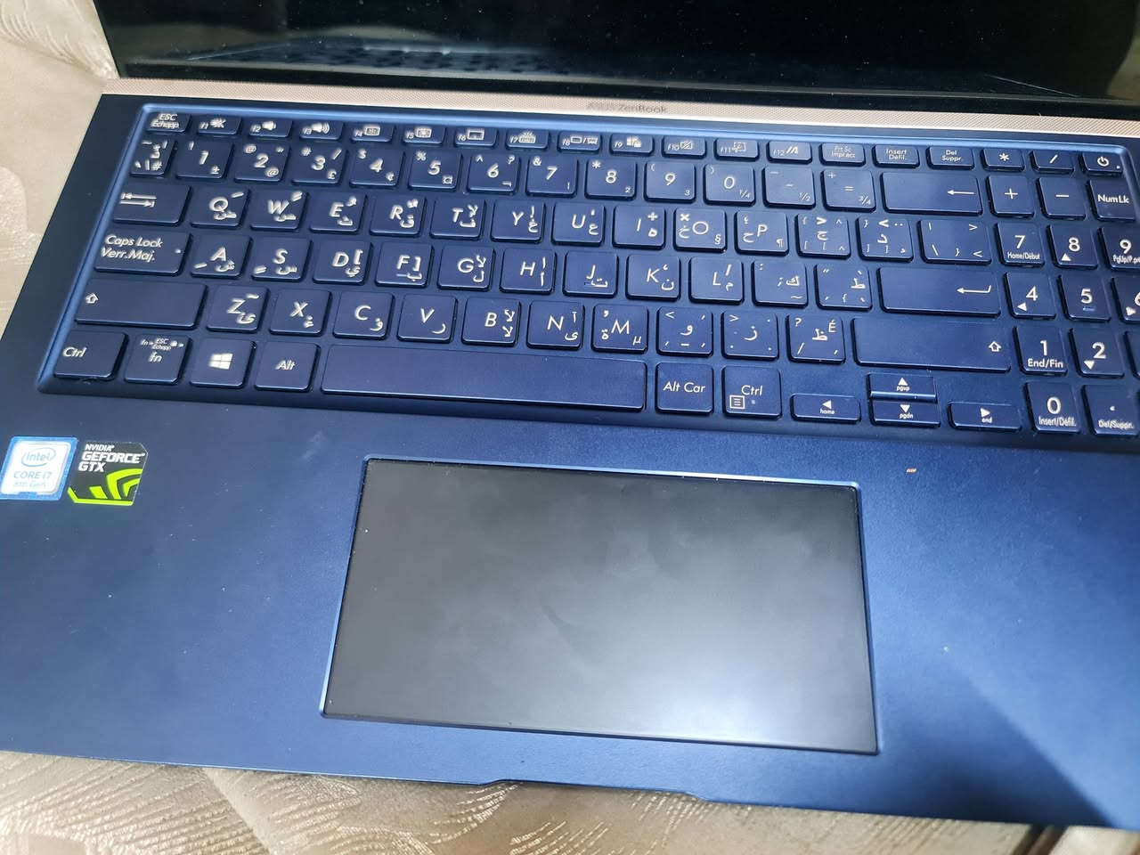 مشاكلهة واضحة بل فيديو
السلام عليكم
لابتوب نوع asus
رام 16
كرت 1650 gtx
ذاكرة 512
معالج i7 جيل 8
للبيع 350 وبيهة مجال
المشكلة الشاشة توكف من العب او اتصف لوقت طويل واله اطفي واشغلة يله تصير


**إذا كنت صاحب هذا الإعلان وتريد حذفه لأي سبب، رجاءا أرسل رسالة إلى الدعم الفني**