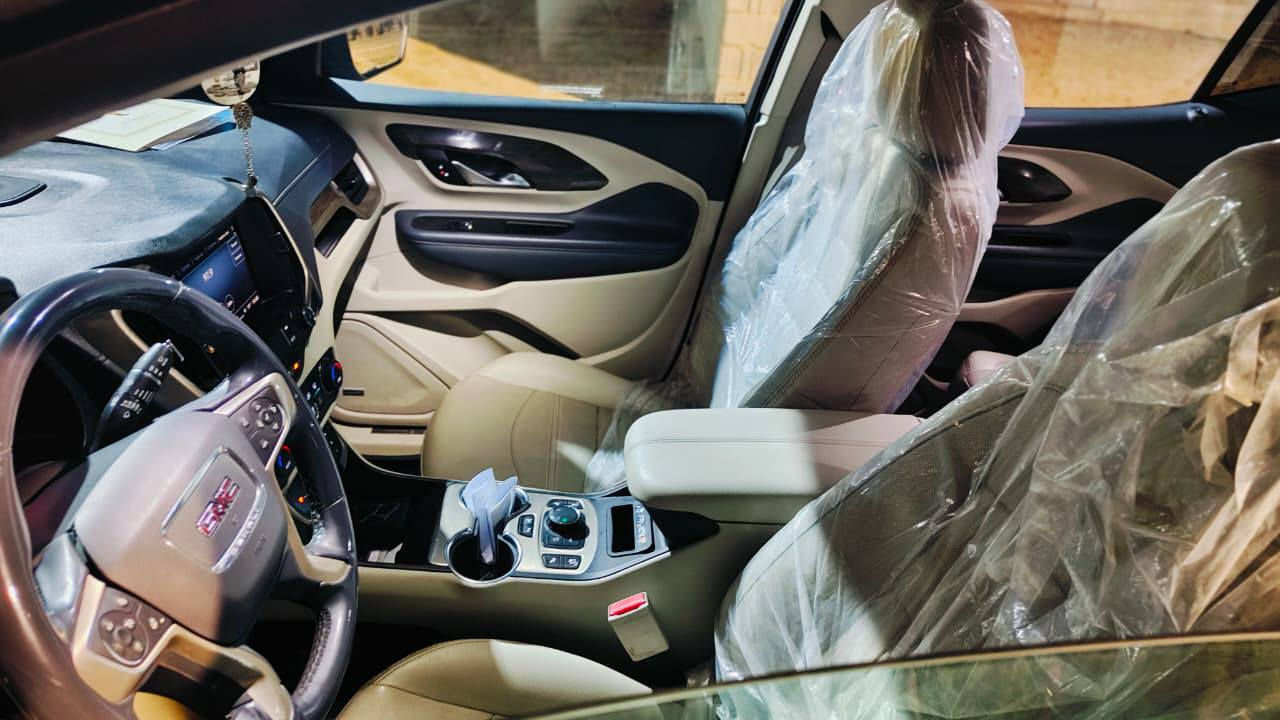 السلام عليكم جمسي تيران دنلي محرك 5-1تربو حادثه جنطه والباقي مكفول حساسات شاشة كامرة 360 فول مواصفات موديل 2023 سيارة بسمي تحويل ثاني يوم سنويه جديده السعر 217ورقه مكاني الفلوجة  لاستفسار لاتصال ***********///////***********
