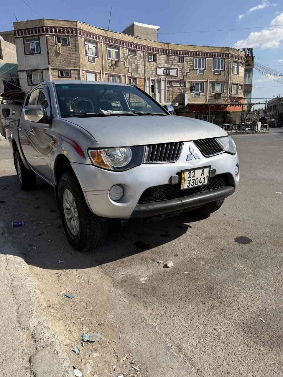 سلام عليكم 
بيكم مسيوبيشي فور ويل گاز  2009 لا صبغ ولا ضربة كير مكينة مكفول تبريد شغال سيارة مابيها اي نقص السعر 99 وبيها مجال بسيط كلش سيارة نظيفة المكان بغداد الجديدة  ***********
