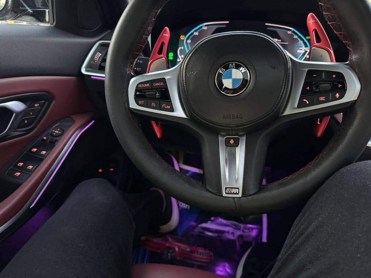 🔥 للبيع: BMW 3 Series (G20) — أناقة حديثة وأداء رياضي 🔥🤍
سيدان عصرية تجمع بين التصميم المتطور والتقنيات الحديثة مع تجربة قيادة ممتعة وثبات عالي على الطريق.
المواصفات:
• BMW 3 Series (G20)
• قير أوتوماتيك
• محرك اقتصادي بأداء قوي
• تصميم خارجي حديث بلمسات M Sport
• إضاءة LED متطورة
• شبك أمامي جديد بتصميم مميز
• جنوط رياضية
• شاشة كبيرة مع نظام iDrive
• كاميرات وحساسات
• أنظمة أمان وثبات متقدمة
✨ السيارة نظيفة جداً وحالة ممتازة
📩 للتواصل والاستفسار: مراسلة خاصة


**إذا كنت صاحب هذا الإعلان وتريد حذفه لأي سبب، رجاءا أرسل رسالة إلى الدعم الفني**