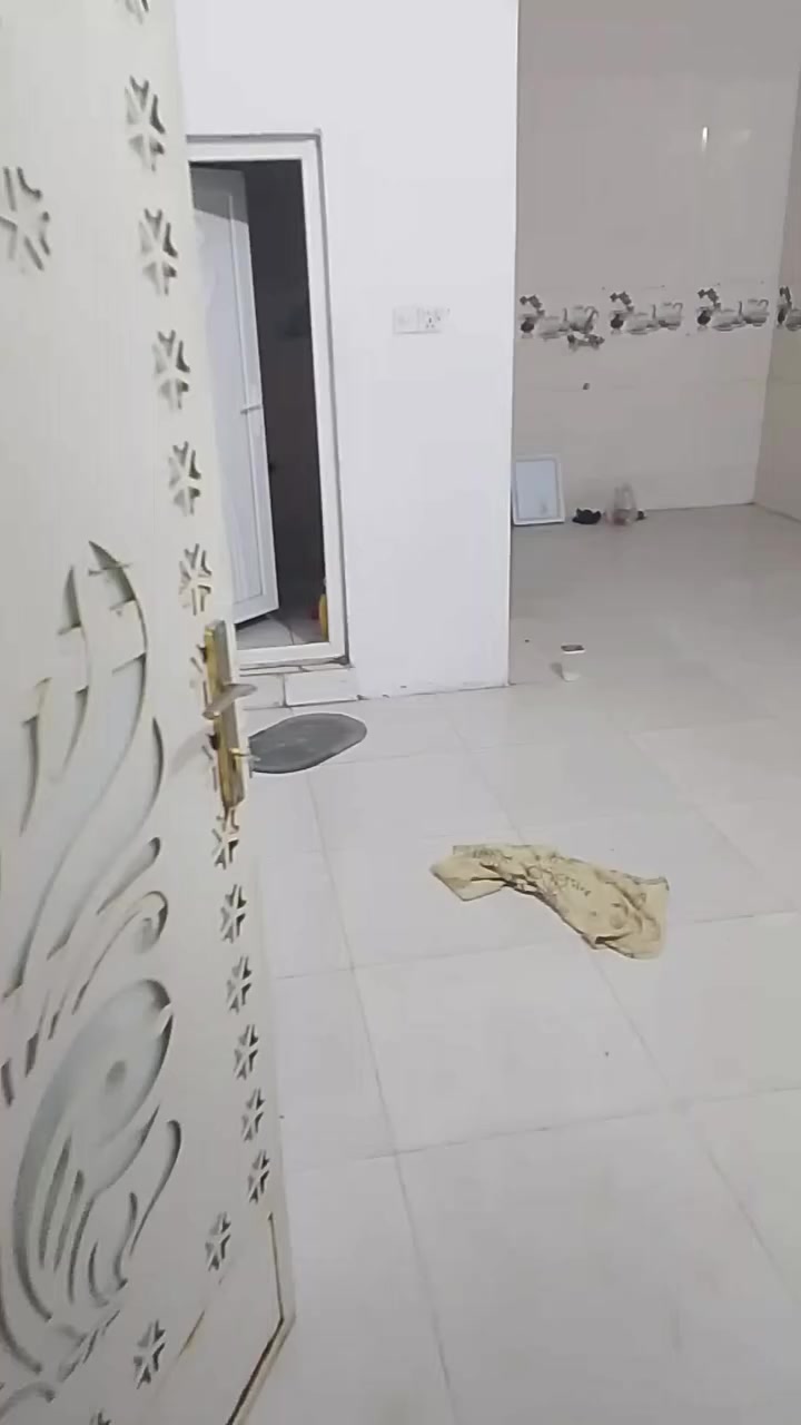 للايجار 250 الف فقط
يوجد لدينه مشتمل طابق ارضي يتكون من 2 غرف نوم مطبخ وصاله وستقبال وصحيات الموقع ديالى بعقوبه المركز السراي منطقه القيصريه ***********
