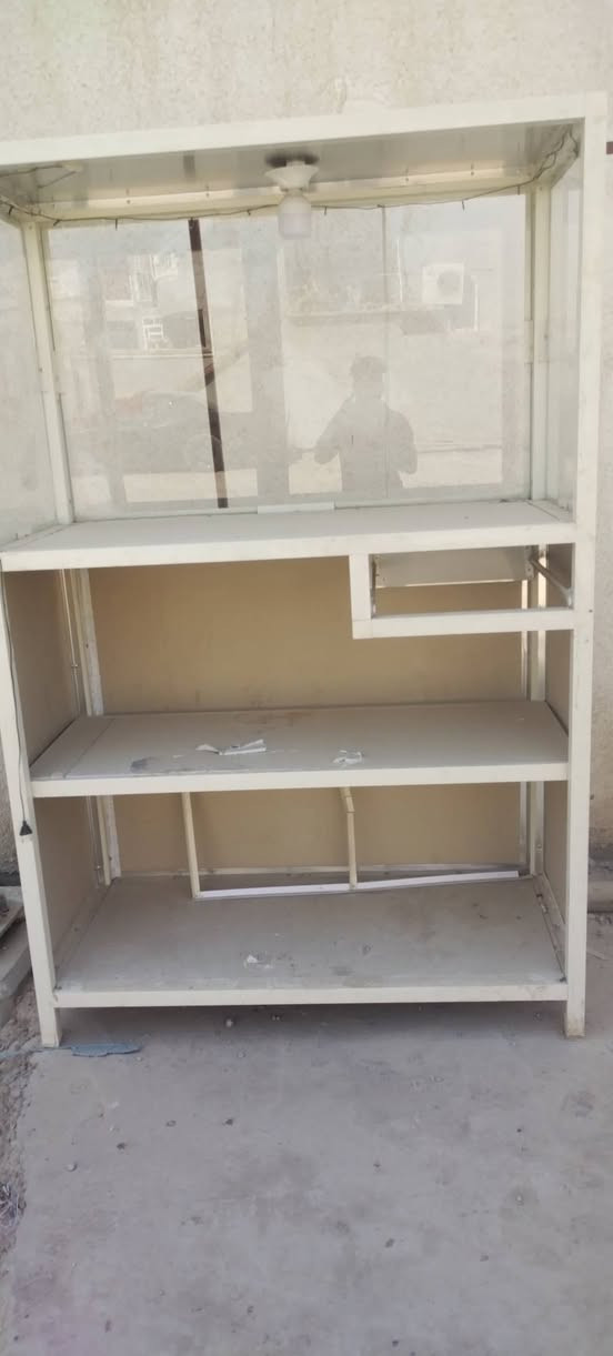 جام خانه مال كافترية وكابسه مال هبركر للبيع السعر 150 وبيهن مجال /***********
