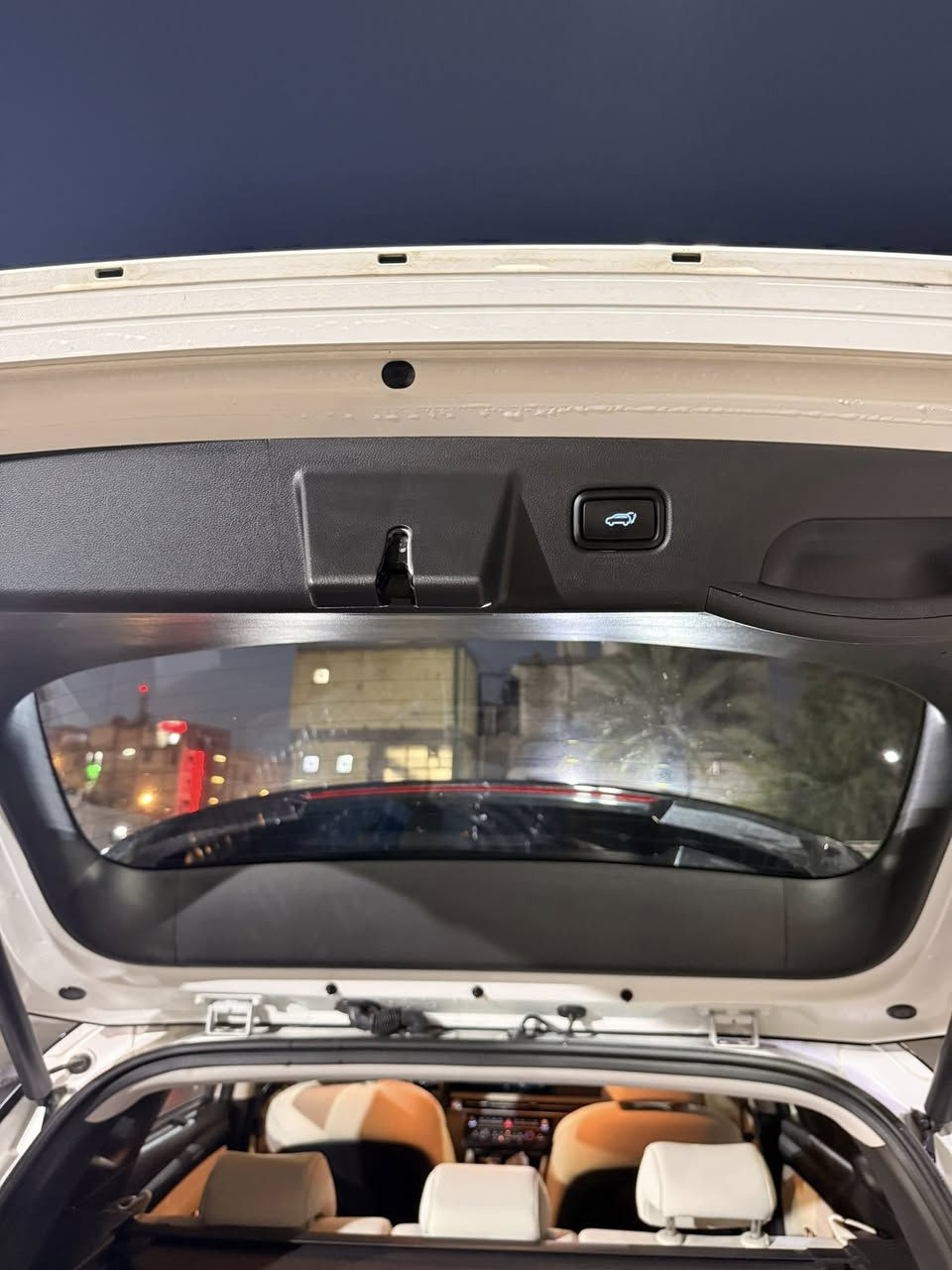 السلام عليكم للبيع هونداي توسان توكلر خليجي رقم اربيل بسم شركةاتريد تحويل اتريد وكاله فول موصفات قمارة حديد كشنات تبريد جنطة كهرباء كفاله عامه بدون اي ضرر فقط رصعتين بقبق الصندوك مؤشر عليهن السعر المطلوب 225$ مكاني كربلاء الشراي يتصل على الرقم ***********
