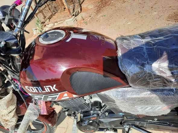 اخون مكلف دراجه سلونك ديوان مديل 24 مستعمل 32 يوم جديد منفيس بصمات سويجات دراجه تخبل وشرط تجي وتشوف بعينك زيرو لون يخبل مكاني مجمع الدور محرك 200 ضاغطه. هورن بوش اصلي زنون امبثري جديد مفوله السعر مليون 300 وبيها مجال اتصل وتشلع عيوني *********** مكاني صلاح الدين مجمع الدور
