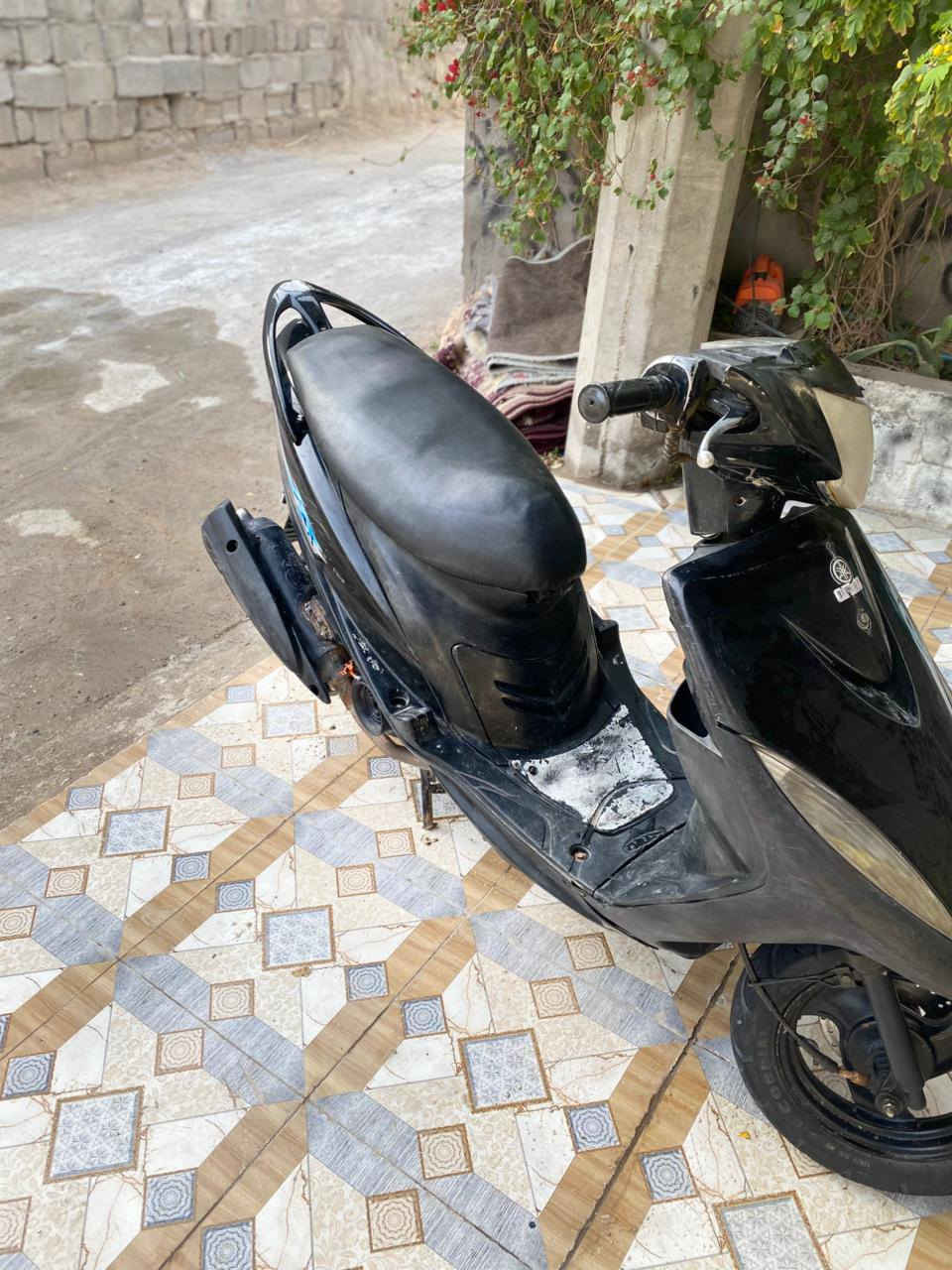 سلام عليكم ماكس عدله للبيع مفتوحه ولفات فقط كلهه ختم  واحد ويه المكينه سلف هندر لايت كلشي شغال سعر 600 مجال حك جيه رقم ***********
