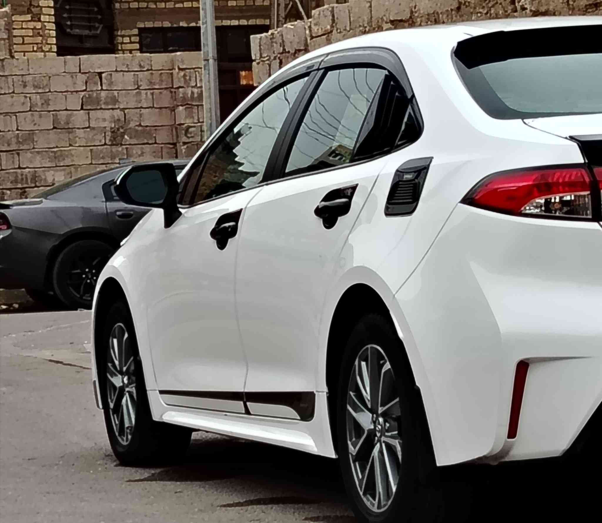 السلام عليكم للبيع كورله 22 وارد أمريكي كلين حادثه فقط دعاميه خلفيه وشبر بارد بل جاملغ الخلفي فقط والفحص الك.
سياره مكفوله كفاله عامه قطره صبغ مابيه بجم امامي كبس

 سياره مكفوله. شواصي. لغد. حوض. ايرباكات. محرك. كير. كلهن كفاله عل وضع الشركه

سياره مواصفات LE. محرك 1800.رادار امامي. هاند بريك كهربائي. تحكم استيرن.كامره خلفيه. تحديد مسار. توقف ذاتي. تثبيت سرعه. نظام اقتصادي ECO. مواصفات المعروفه

ملاحظه /سياره جبته عل أيدي من امريكا

سياره رقم بغداد حره بسمي تحويل ثاني يوم

 وبل عافيه عل ياخذه

                مكان السياره الأنبار فلوجه الاستفسار عن الرقم ***********
        ***********
