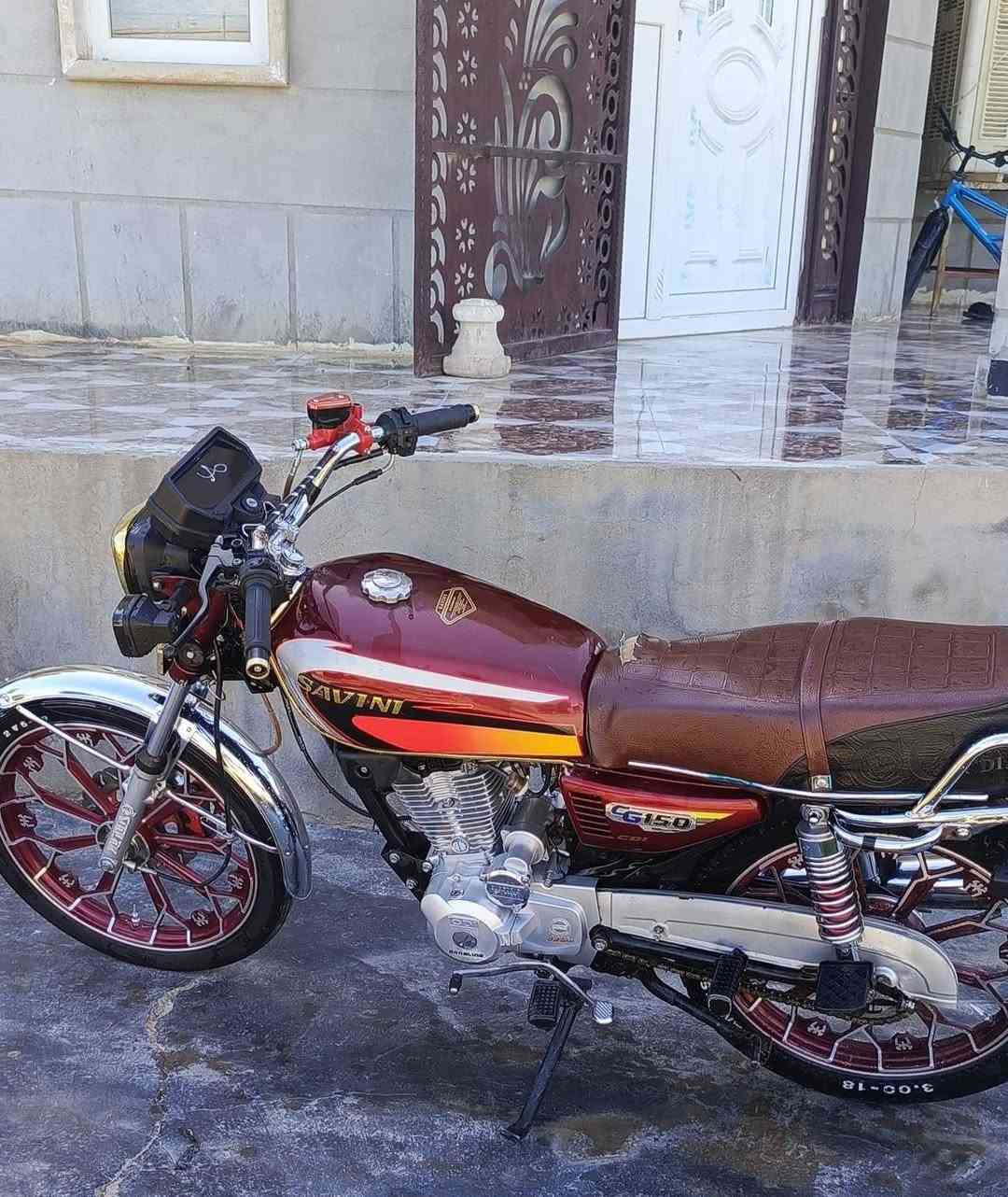 سلام عليكم
للبيع ماطور سولنك سيفان موديل 2024 منفيس وزن ثقيل 150 Cc محرك شرط مامفتوح ولا ممدوده عليه صبانه تواير نضيفه حيل كله شقال كهربائيات شقاله دبلات جدد مامي خلفي صالنصه كاتم مايعوزو برقي شقل وامش غير البانزين ودهن ماتحطلو #السعر575
رقم الهاتف ((***********))
