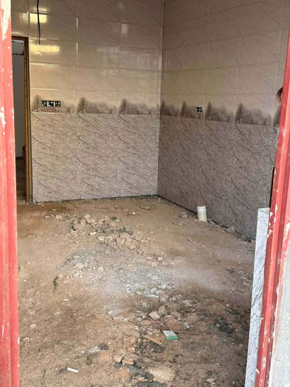 هذا البيت زراعي  ٢٠٠ عوزه بس دوانيه السعر 26 وبيه مجال يم مجمع بشير


**إذا كنت صاحب هذا الإعلان وتريد حذفه لأي سبب، رجاءا أرسل رسالة إلى الدعم الفني**
