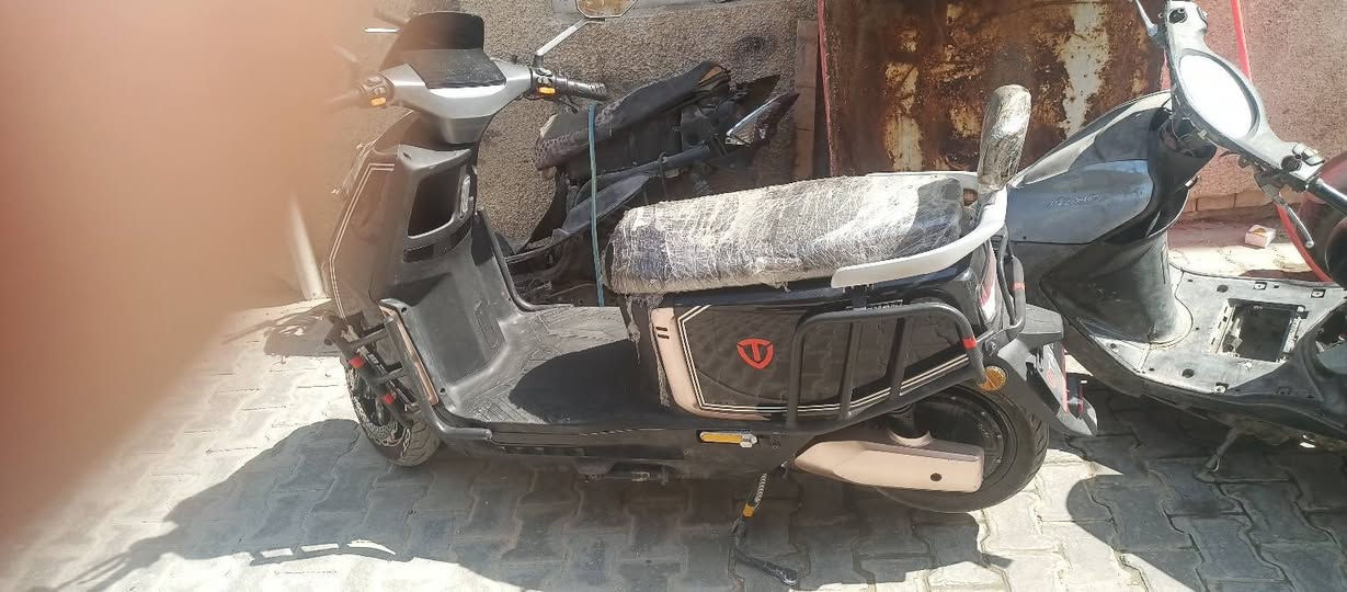 السلام عليكم دراجه شحن ريان البيع بصمه موسويج دراجه فول تخبل غنيه عن التعريف السعر750وبيهه مجال العنوان بغدادالكريعات ***********
