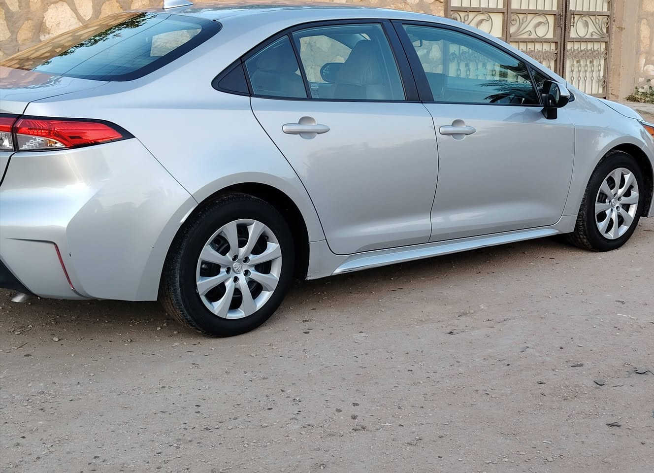 كورلا 2024 ورارد امريكي رقم بابل بأسمي
مواصفات LE
رادار امامي
مانع اصطدام
تحديد مسار
توقف ذاتي 
شاشه كار بلي
سايد بريك دكمه
اوتو هولد
وبيها بعد مواصفات
الحادث بنيد مرفق مع الصور وبيها تقريبا شبر معجون بالقماره ومصبوغه
السعر 145
مكاني حله للاتصال ***********
