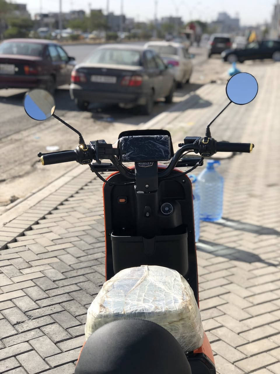 ⛔ 690 وبي مجال 
السلام عليكم اخوان 
عندي هاي الدراجة شحن R11
اشتريتها ب750🖤
دراجة ماشاءالله شلعة ومعدل فول🖤
....... 
5بطاريات دبل شرط الفحص.. 
 بي نظام سرقة.. 
بي نظام الرجوع (R) (P)
ملف 2000W... 
لايتات زينون..  + لايت عدسة 
دبلات هيدروليك 
بي نظتم تشغيل عن بعد..  
مفتاحين 🔑
مكان كركوك مقابل مستشفى ازادي 

***********
بيواتسئاب
....
