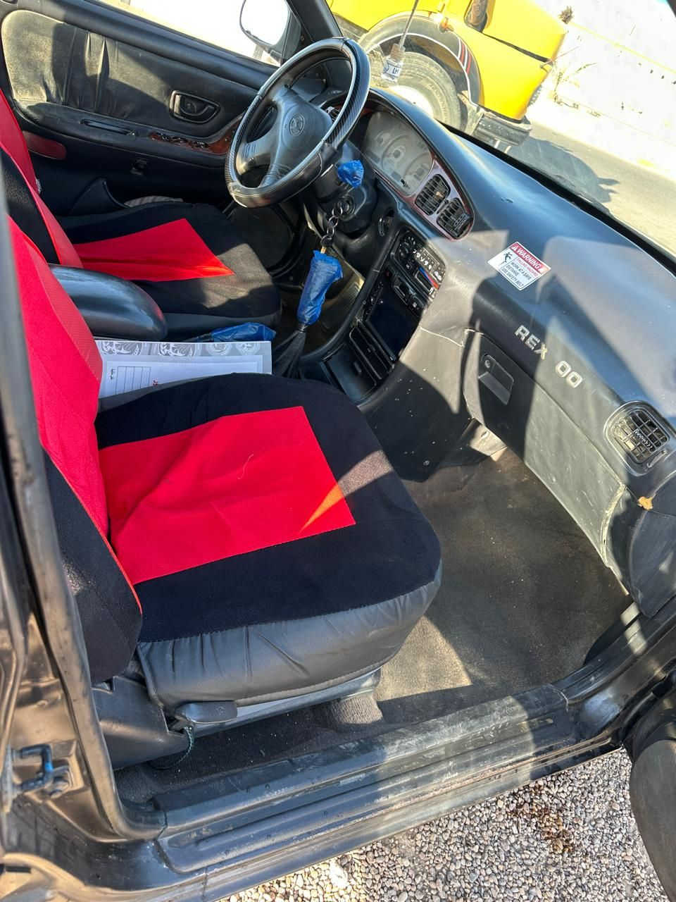 سوناتا تو موديل 1995 سنويه لل 2028 للبيع سياره نضيفه حيل تبريد تدفئه شغاله كهربائيات كله شغاله مابيه خويس قرفته نضيفه السعر 40 ورقه 
للاستفسار ***********
