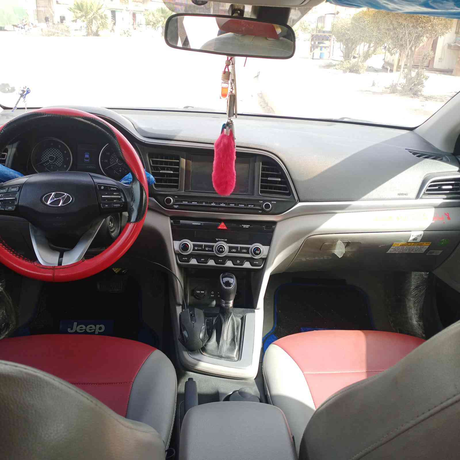 سلام عليكم النترا 2020
سيارة حلوه حيل جديده بيها تبديل بنيد وتصليح بجاملق قليل 
والباقي كفاله السعر 125 وبيها مجال بسيط مكاني ناصرية 
***********
