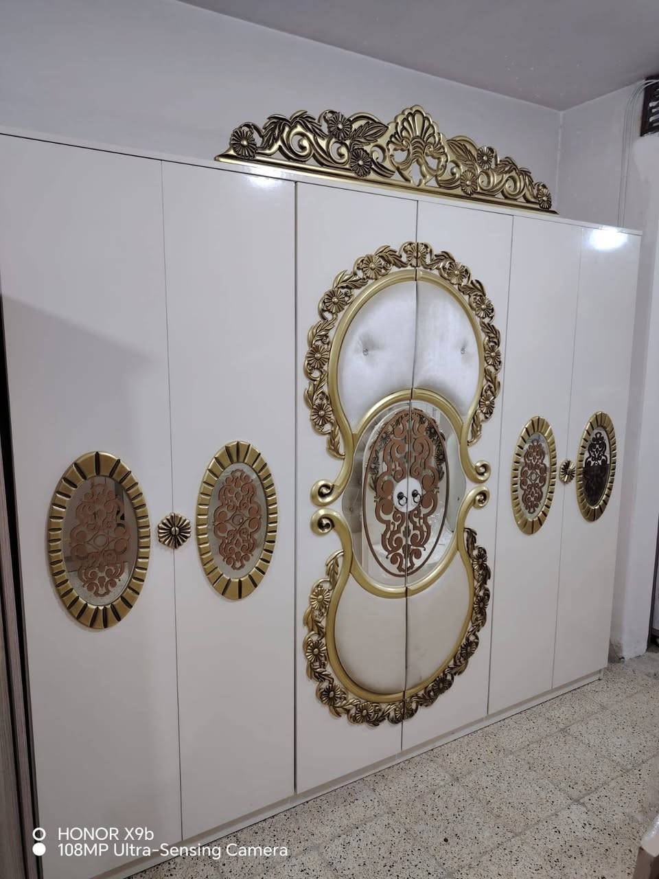 غرفة نوم تركية  ملكيه  نفرين 6 قطع نظيفه جدا السعر 750 الف 
 مع #شد #ونقل #مجاني 🚘🚘.العنوان: موصل، حي البكر، قرب شركة كيا،مقابيل سنتر الابداع 🗾🗾. معرض دار الأثاث التركيه
 للتواصل ☎️☎️ #كورك***********  #كورك***********  #اسيا*********** pp
