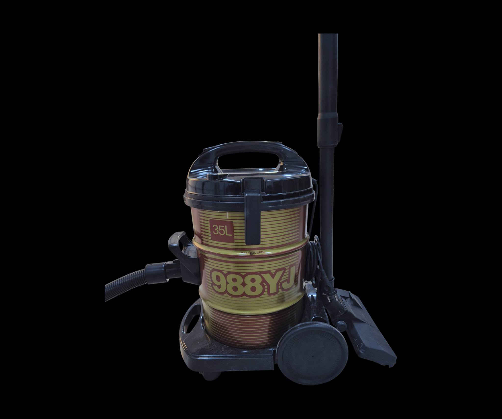 #بالة مكنسة برميل كهربائية هياشي سعة 35 لتر – موديل CV-9800YJ

الاستخدامات

تنظيف الأرضيات والسجاد والموكيت في المنازل والمكاتب والمحلات.

مناسبة للورش والغايرات والمستودعات بفضل قدراتها العالية وسعة خزانها الكبيرة.

مثالية لتنظيف السيارات والوصول للأماكن الضيقة بسهولة.

شفط الغبار والأوساخ الثقيلة والخفيفة من المساحات الواسعة.

المميزات

سعة خزان كبيرة 35 لتر مناسبة للاستعمال المنزلي والتجاري.

محرك عالي القوة بقدرة 5000MW كما هو مذكور على الغلاف.

هيكل معدني قوي يتحمل الاستخدام الطويل.

خرطوم مرن بطول تقريبي 1.7 متر يسهل الوصول للمناطق البعيدة.

سلك كهرباء بطول 4 متر لحرية أكبر أثناء التنظيف.

عجلات كبيرة + دوّارة لسهولة الحركة والتنقل.

ماسورة تلسكوبية قابلة للتطويل لتناسب مختلف الاستخدامات.

فلتر داخلي قابل للتنظيف للحفاظ على قوة الشفط.

رأس تنظيف متعدد الاستخدامات للأرضيات والسجاد.

محتويات الصندوق

المكنسة البرميلية (35 لتر).

خرطوم مرن طويل.

ماسورة تلسكوبية.
سعر 35 الف والتوصيل مجاني لجميع المحافظات العراق 
للتواصل مراسله الصفحه او واتساب ***********
