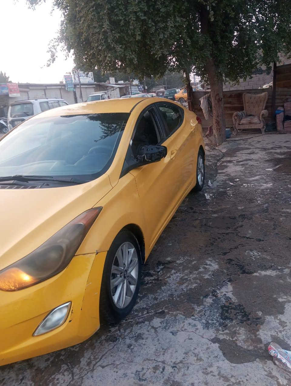 السلام عليكم النترا 2013 وارد كندي... بأسم اخويه صار عنده 10 سنوات سيارة محرك كير تايرات باتري جديد مابيها ضربه وتحويل ثاني يوم يريدها 87 ورقة وبيها مجال قليل للعمله احتاج لغرض البناء ويريد يبيع سياره ما مشتغله تكسي جاهزه من كلشي تبريد ثلج تدفئه تحكم شاشه كهربائيات كله شغال اتصل على واتس آب مكانها الزعفرانيه..*********** أبو زياد
