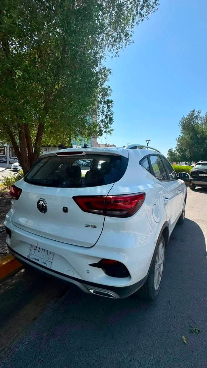 للبيع 
Mg zs 
موديل 2024 كفاله عامه 
ماشية 40 الف  بعده بضمان الشركه
تحكم 
بصمة ابواب وتشغيل 
اوتو هولد نظام نزول منحدرات مثبت سرعة كاميرا حساس خلفي منافذ شحن ويو اس بي 
السعر 120 وبيها مجال 
المكان بغداد 
***********

