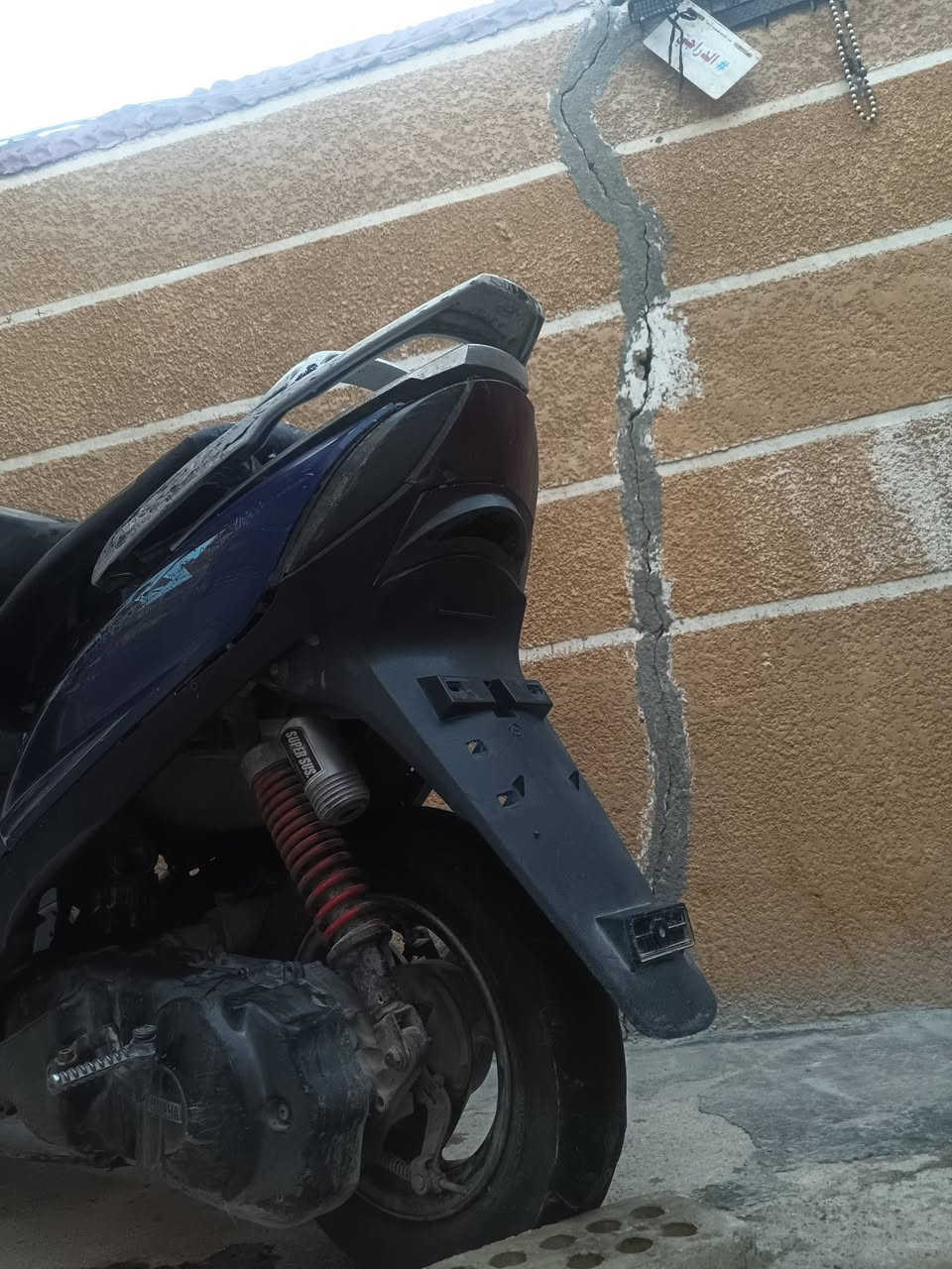 البيع شغاله سلف هندر ابيع كوم حديد تجي تحمل وتروح عوزه ترتيب سعر 150 مكاني بل شمري يم بنزين خانه الخيره ***********

