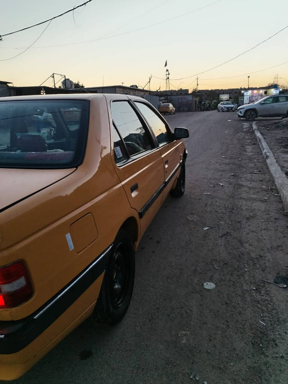 السلام عليكم سياره البيع بيجو لميس موديل 16مكفوله كفاله عامه صدر امامي خلفي جديد تخم تاير جديد كير مكينه تبريد شغال اي نقص مابيه السعر 55وبيه مجال بصيط رجان الجاد يتصل ***********
