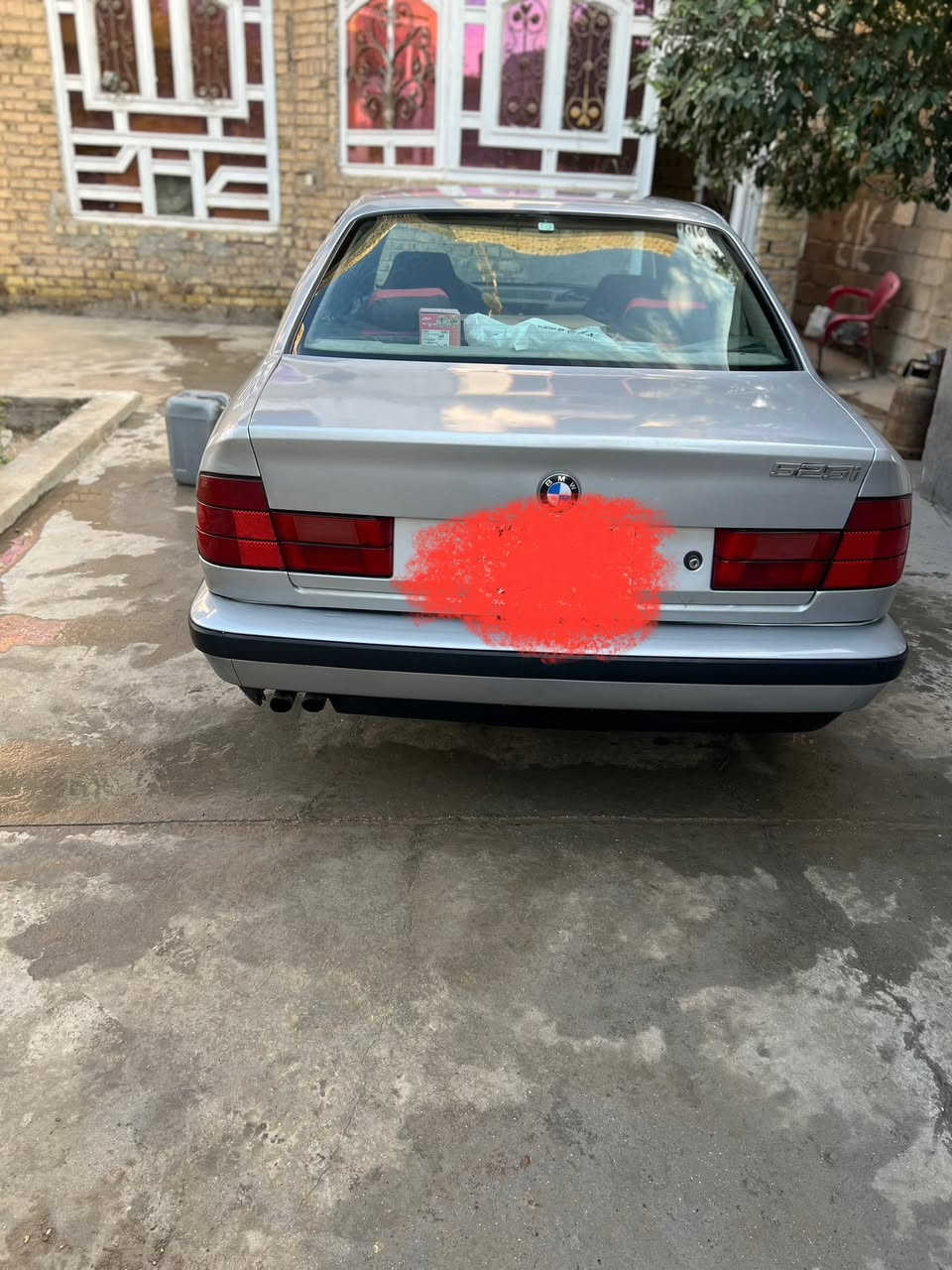 السلام عليكم سياره بي ام 525 موديل 1991 كامله كل شي بيها من تبريد وغيرها للبيع
