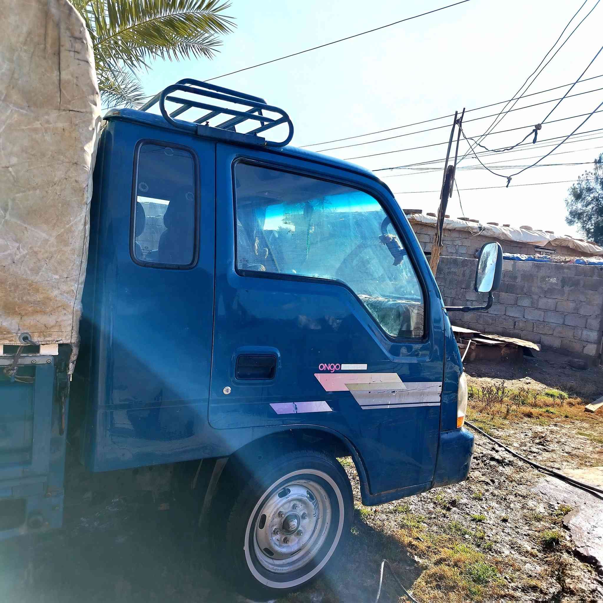 كيا بزون موديل 2001
رقم صلاح الدين الماني. بسمي.

تريد وكاله تريد تحويل (شرط تحويل) 
سنوية لل27
محرك وكير شرط

ما مكصوص شرط

حصة كاز

مكاني القيارة قرية ازهيليله

***********

السعر:85 وبيها مجال
