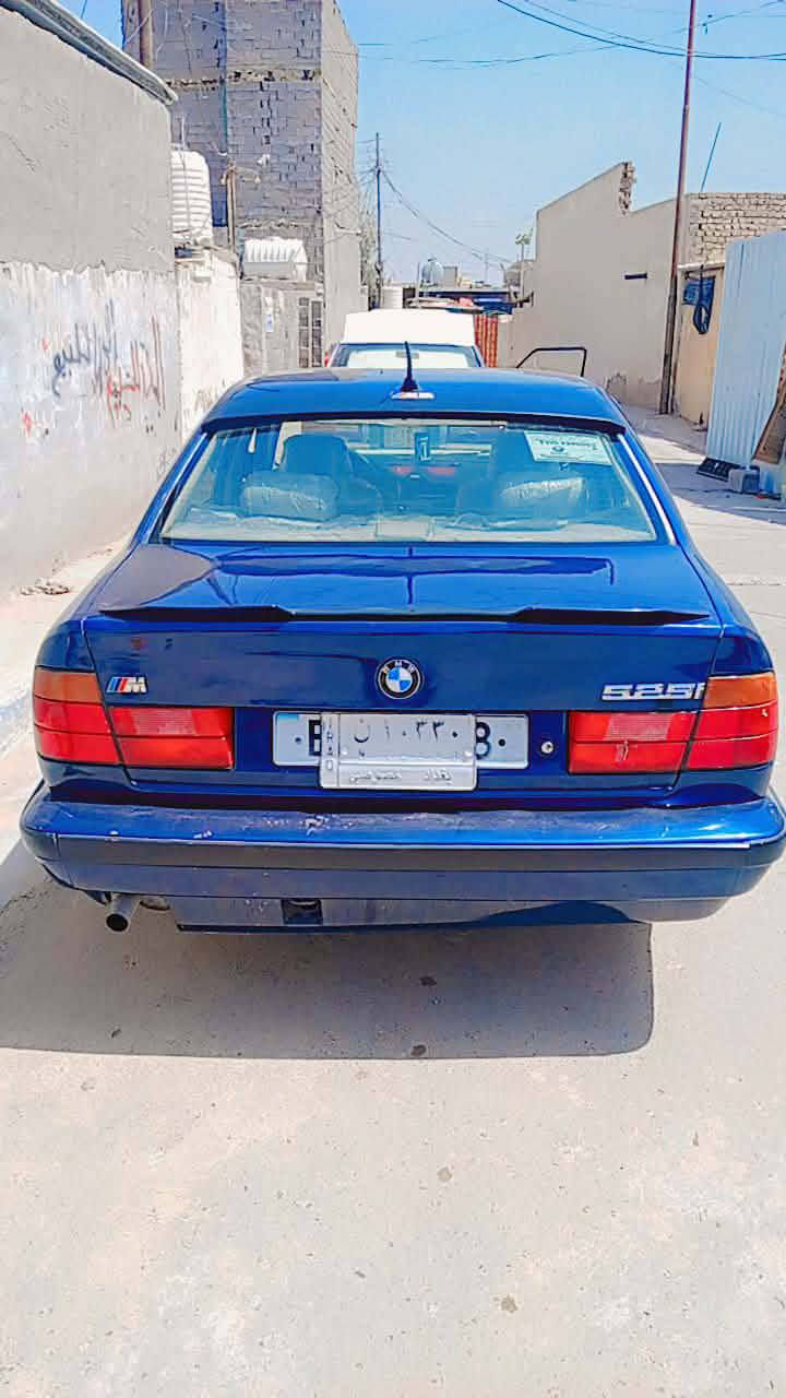 سلام عليكم
بيم موديل 88البيع كير مكينه مكفولات حداده جديده 
بيهه تخم تاير جديد لايتات زنون داخلهه نضيف مكاني بغداد العبيدي 
تحويل ثاني يوم سعر 45وبيهه مجال رقم ***********
