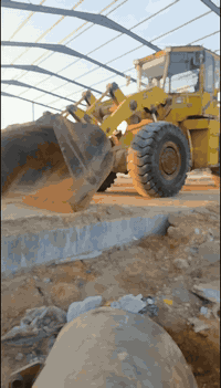 ماشاء الله ،،،
السلام عليكم 
شفل گاوسكي حجم70للبيع 
رقم بصره ألماني مداور ثاني يوم 
موديل 75
مكينه بي 102
شفل جاهز للعمل ماناقص برغي دفع رفع خير من الله 
مكاني نجف گوفه 
للاستفسار ***********
