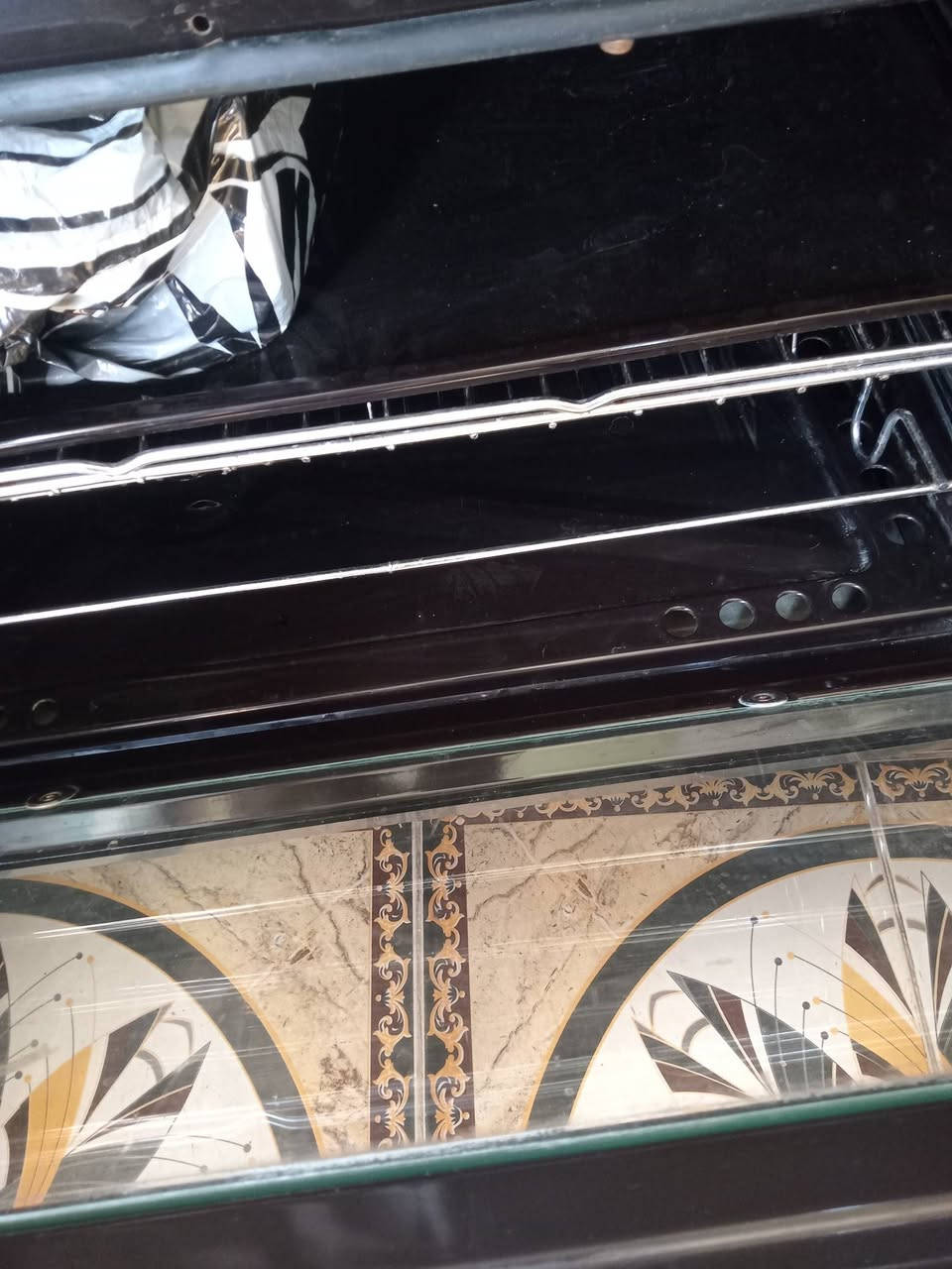 سلام عليكم طباخ كريازي شرط شغال كلة ونضافة شرط فرنه  مامشوي بي ابد ب300


**إذا كنت صاحب هذا الإعلان وتريد حذفه لأي سبب، رجاءا أرسل رسالة إلى الدعم الفني**