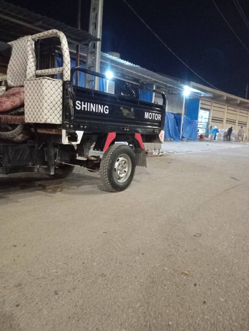 لسلام عليكم ستوته للبيع موديل 2021 اوراق كامله محرك بلادي ركبه شاصي مكفوله لمكان ديالى جلولاء *********** لسعر 1300 بيهه مجال
