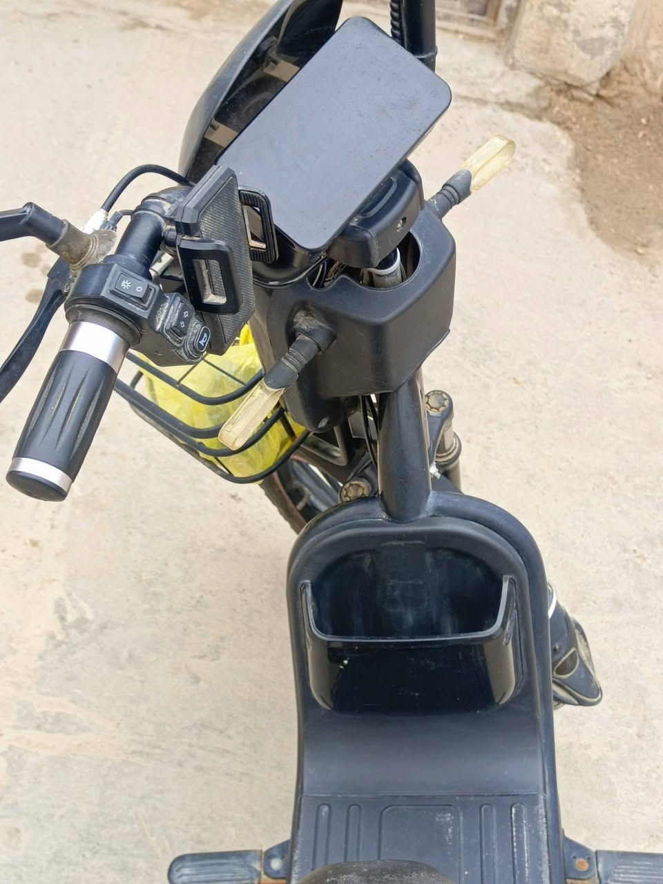 السلام عليكم 
بسكل شحن البيع جديد  مكان كربلا الستفسار عل هاذ الرقم ***********
