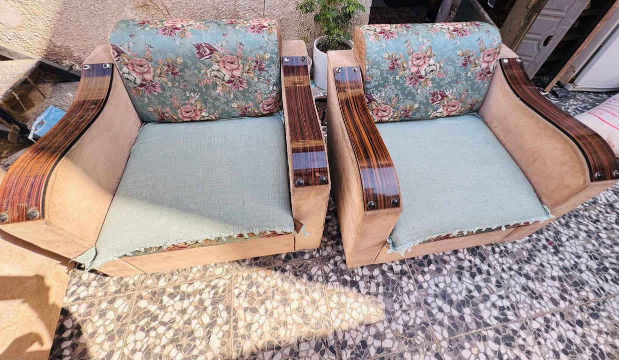 تخم قنفات للبيع عدد 2 متكونات من 10 مقاعد تكمه مابيهن اي ضرر ابيعهن لضيق المكان سعر الواحد ب350 وبيه مجال


**إذا كنت صاحب هذا الإعلان وتريد حذفه لأي سبب، رجاءا أرسل رسالة إلى الدعم الفني**