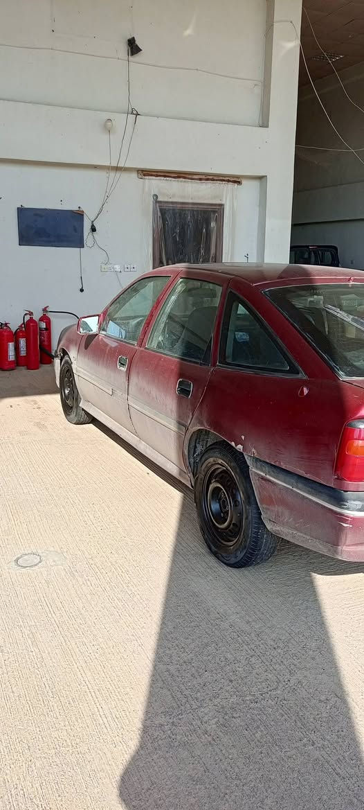 اوبل فيكترا موديل 92رقم صلاح الدين شرط تحويل صاحبه موجود قضاء دبس كركوك محرك صدر  كهرباء كلها شرط شرط تحويل سعر 23 بيها مجال عنوان قضاء دبس كركوك ***********.    ***********.
