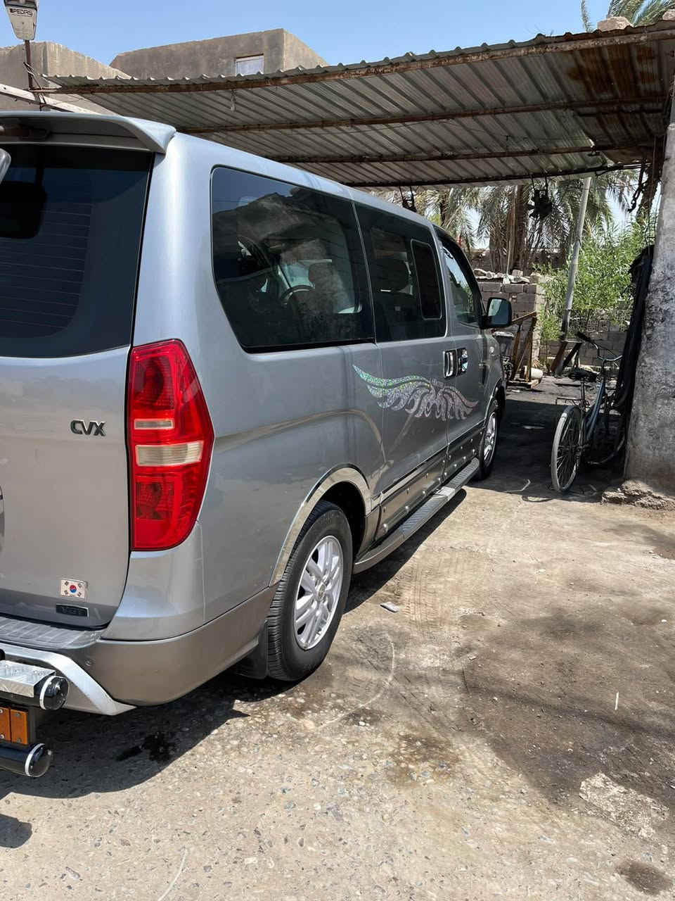 ستاركس للبيع موديل 14قطعتين صبق كوريه بدون معجون ولباقي كفاله تخم تاير وياله حداديه كله جديد تبريد مكينه مجول بلاد ارضيه جديده المكان بصره هارثه رقم الهاتف *********** مكلف بلنشر
