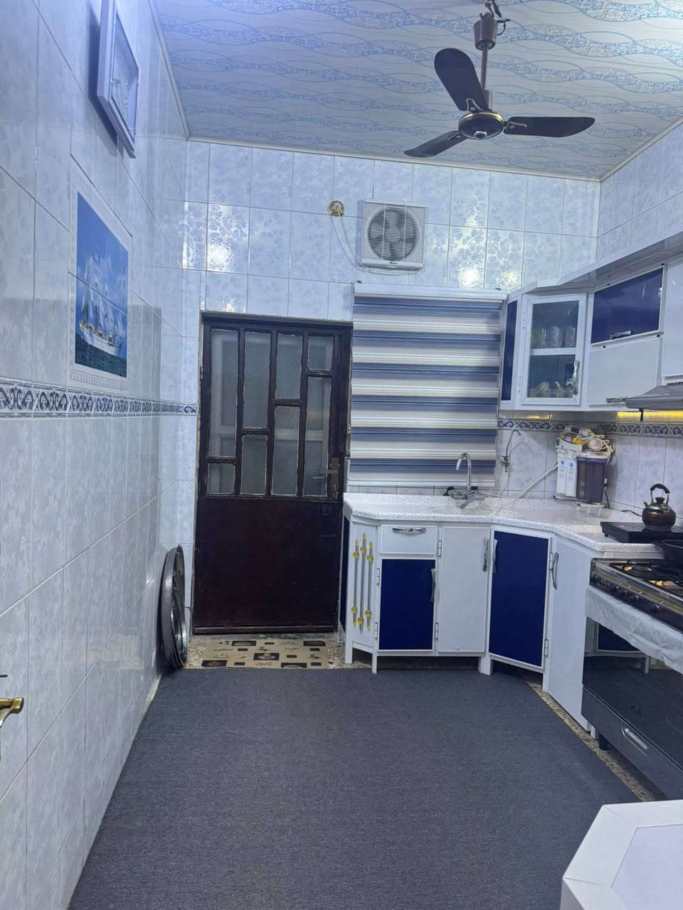 🏠 من المالك مباشرة.. منزل للبيع في أرقى مواقع حي الشهداء 🏠
بدون عمولة دلالية | تحويل مباشر من صاحب الملك
​هل تبحث عن منزل يجمع بين الموقع الاستراتيجي والهدوء التام؟ نوفر لك فرصة شراء مباشرة من المالك دون أي وسطاء، في قلب حي الشهداء.
​📍 الموقع والخدمات
​يقع المنزل في حي الشهداء (جهة حي المعلمين الجديد)، ويتميز بـ:
​موقع قريب: جداً من شارع 15 الرئيسي.
​بيئة متكاملة: محاط بمجموعة من المدارس المتميزة وكافة الخدمات والأسواق.
​🏗️ تفاصيل العقار
​المساحة: 140 متر مربع.،طابق ونص بي غرفتين 
​نوع البناء: طابق ونصف (تصميم عملي ومريح).
​الملكية: طابو صرف (تحويل ملكية فوري).
​✨ مميزات السكن
​هدوء وخصوصية: المنطقة سكنية بامتياز ومناسبة جداً للعوائل.
​توفير في التكاليف: البيع من المالك مباشرة يعني عدم وجود أي عمولات إضافية للمكاتب العقارية.
​استثمار ناجح: المنطقة في تطور مستمر مما يضمن قيمة عقارك مستقبلاً.
​💰 السعر 110 وبي مجال
​السعر يُحدد عند التواصل. المعاينة متاحة للعائلات الجادة فقط.
​📱 يرجى التواصل عبر الواتساب حصراً (الخط مغلق حالياً):
👉 [***********]
​🚀 الفرصة أمامك الآن لامتلاك منزلك الجديد دون وسيط!
​#عقارات #من_المالك_مباشرة #حي_الشهداء #بدون_عمولة #بيت_للبيع #طابو_صرف #عقارات_ميسان
