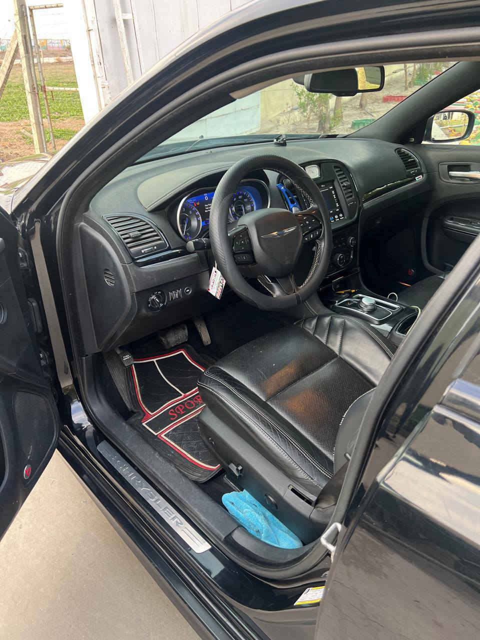 سلام عليكم للبيع اوباما 2022 تورنك اعله فئه مزوعه للأخير V6 3600 ماشيه 50 بدون حادث فقط سرقه قطع الخارجيه وراجعات بلاديات بدون قطره صبغ مابيه نقص كامله سياره جديده سعر 275 وبيها مجال بأسمي تحويل ثاني يوم مكاني بغداد المحموديه *********** واتساب متوفر
