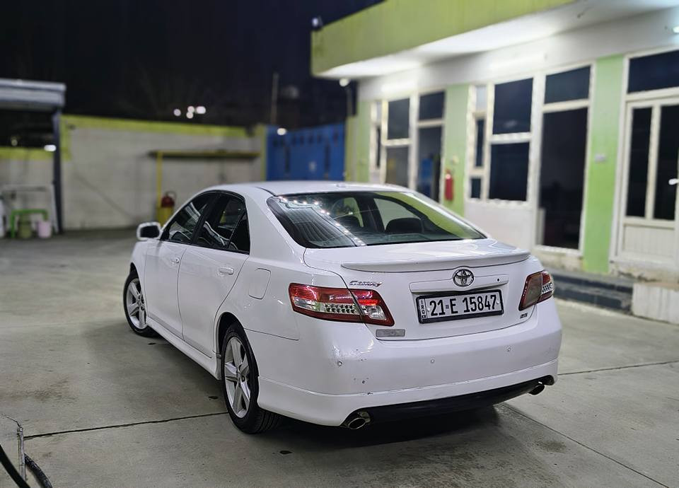 تەواوی زانیاری لەخوارەوەبۆبەڕێزت ئەنوسم بیخوێنەوە ئەگەر زۆر موشتەری بووی تێل بکە لەخزمەتام شوێنی سەیارە قەزای دوکان پارێزگای سلێمانی  نرخی 110گەڵاو معامەلەیەکی کەم( دووپارچه بۆیاخی ئەورپای هەیە پارچه کان بریتن لە چەمەلەغ لای سەکن پێشەوە بێناوگرتن   وە دەرگای لای سەکن پێشەوە دوو بست دۆسەکەی لەخوارەوە گوڕاوە )
کامری مۆدێل 2011seسپی بەفری نمونەلەجوانی و پاکی بیلاد سپۆرت سوکان پەپولە گێڕ ئۆتۆماتیک عادی سپۆرت تحدید سورعە کوشن کارەبای سەیارەکە بەس سڵایت نیە دەنا فول مواسەفاتە  سەنەوی ژینگەی تازە تا2029  ساڵانەو تایە تازە کامل سێرڤسم بۆکردووە  گێڕومەکینەی بەشەرت دەنگ و بوخارو دوکەڵ بەشەرت کامل اڕباک شەریکەبەشەرت نەتەقیوە ڕۆنی مەکینەو هایدرۆلیکی گێڕ و هەر دوو گرایم شەفتم بەکاملی گۆڕیوە بە بیلاد شەریکە       ژم 
***********     *********** دخان, السليمانية
