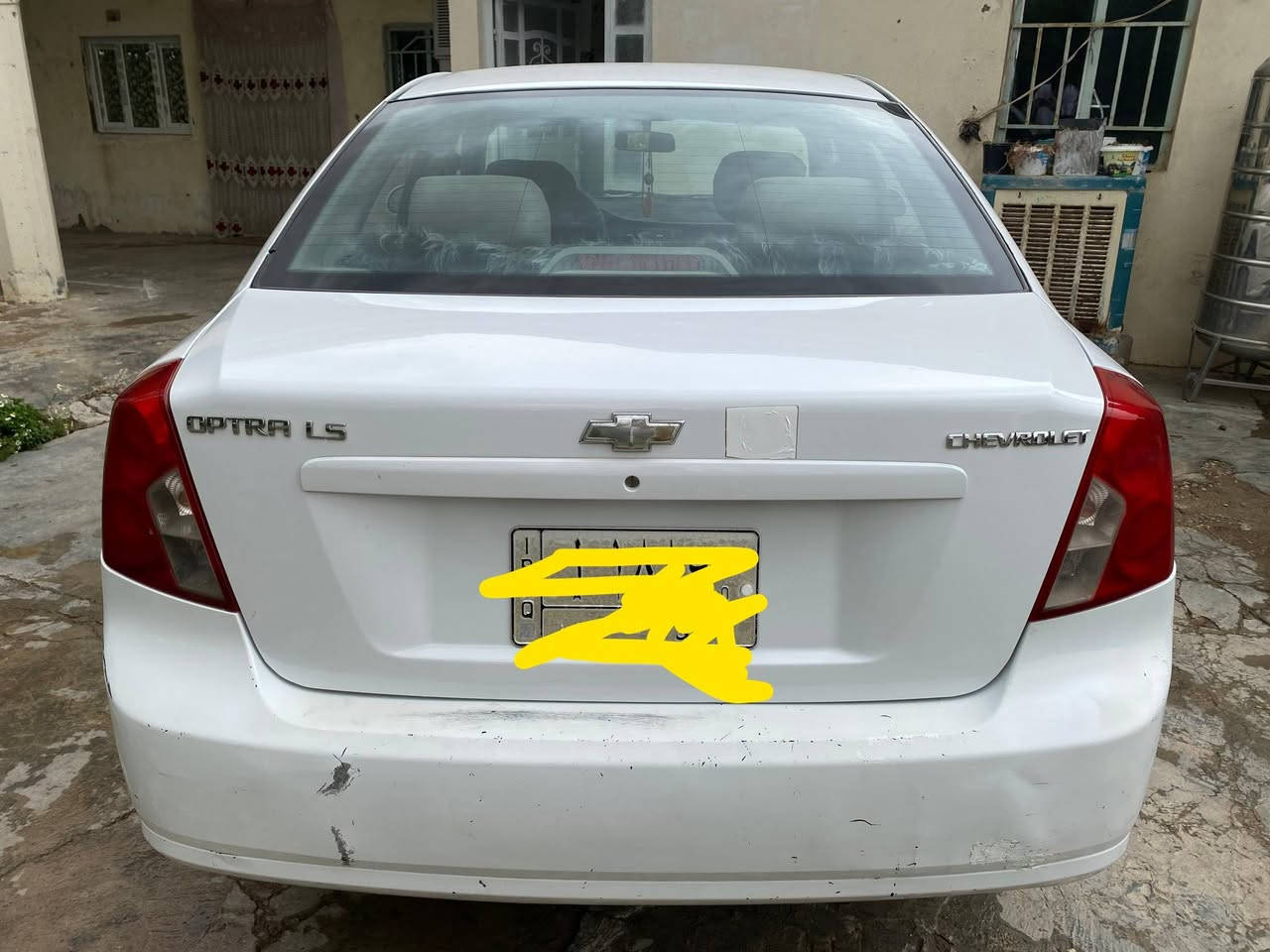 السلام عليكم ورحمه الله وبركاته 
للبيع سياره اوبترا خصوصي بيضه موديل 11 محرك وكير وتخم تايرات خير من الله السيارة بيه سونار رقم ديالى السنوية نهاية السنة تنتهي تحويل مباشر وكالة ماكو 
العنوان قظاء المنصوريه دلي عباس 
السعر 85 وبيه مجال 
***********
