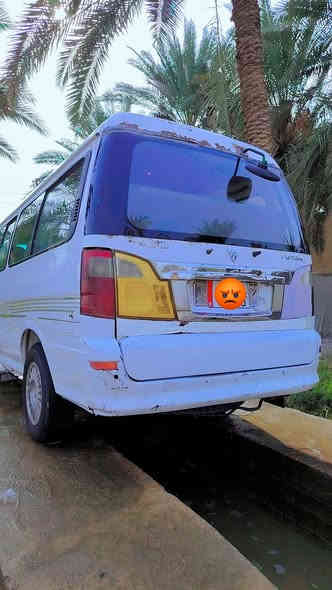 سلام عليكم فتون للبيع سياره نضيفه حلوه ومصفره هيه وغرامات السنت 2035سعره 60وبيه مجال وبيك خير وتدلل ***********
