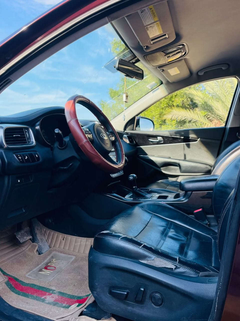 بيع او مراوس
سورنتو 2017 وارد امريكي فئة EX فول عدا البانوراما 
رقم بغداد تحويل مباشر 
بيها فقط بنيد صبغ بدون دواخل سونار مرفق 
كير محرك كفالة 
بصمة كشنات جلد فورويل 7 راكب 6 سلندر 3 قطع تبريد كشنات كهرباء شاشة كبيرة مانع انزلاق رادارات حساس امامي خلفي 
هاتف *********** الشراي يتصل
