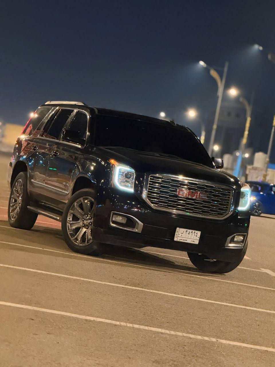 جمسي دنلي 2016 للبيع فقط 
محرك v8    5300 
فول مواصفات للاخير 
بيها قطعتين جاملغ وبنيد 
بدون دواخل 
مكانها كربلاء 

‏‪+964 783 876 0520‬‏
***********
