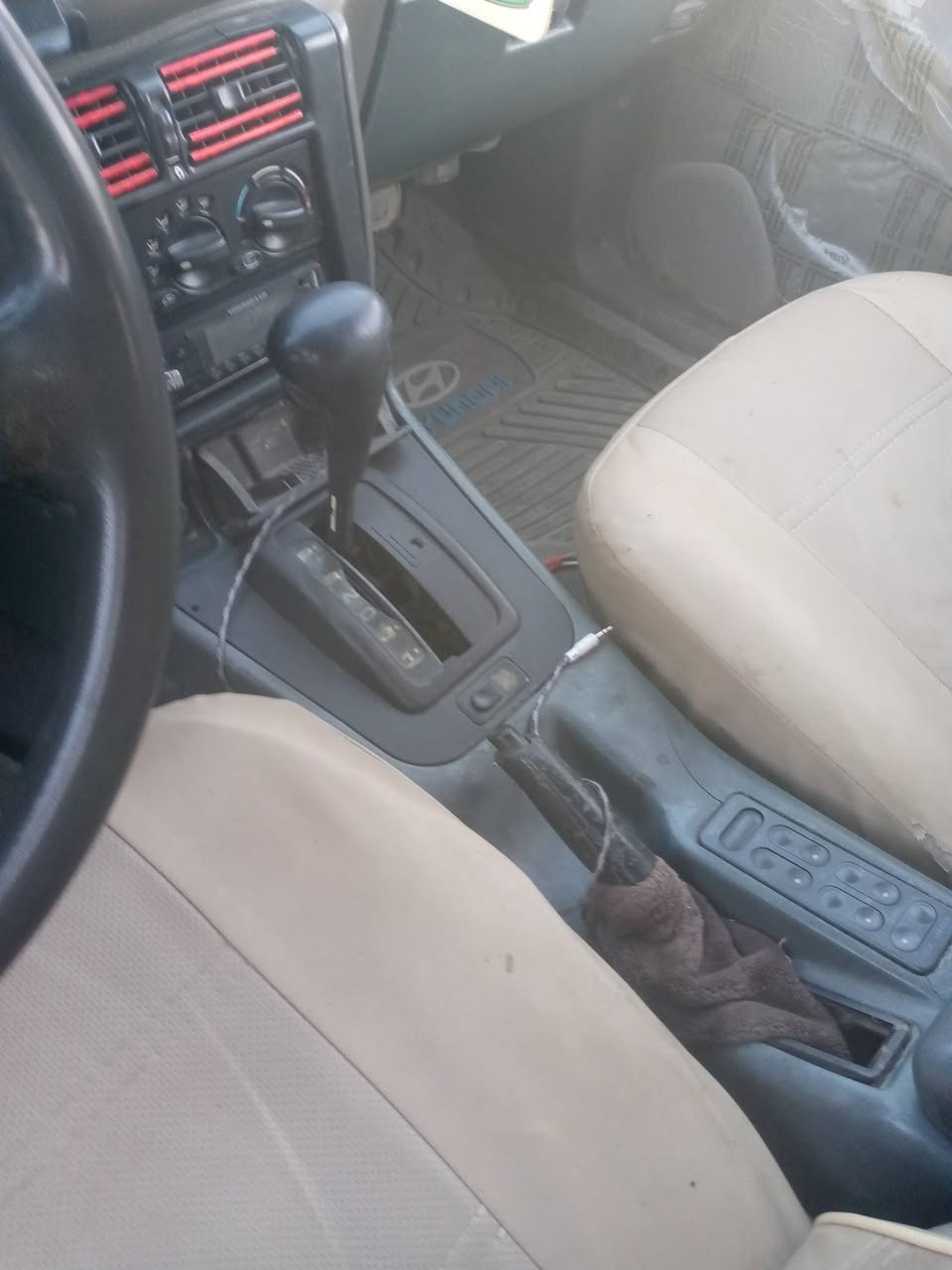 برنس موديل 95 رقم كربلاء انكليزي تحويل ثاني يوم سياره جاهزه وحلوه مال جناي محرك كير مكفولات لسعر 21 وبيه مجال حك لجيه رقم لموبايل ***********
