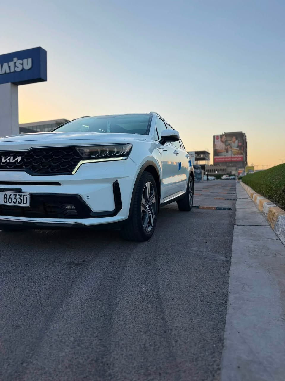 وكاله خليجي شركه نم
• كفالة عامة بدون أضرار ماشيه   32🏎️

⚙️ المواصفات: مقاعد 7 راكب 
حجم المكينه 6 سلندر 
• سقف بانوراما
• 4 أنظمة قيادة 
• 5 ويل كب
• بصمة تشغيل
• تشغيل عن بعد
• تحكم ستيرن كامل
• كاميرا خلفية
• ثلاث قطع تبريد
• مقاعد كهربائية +الخلفيه 
• صندوق كهربائي
• اناره محيطيه 

• رقم السيارة: اربيل تريد تحويل تريد وكاله  

سعر  268 $💵 وبيه مجال بسيط 

عنوان 📍بغداد السيديه. 
رقم ***********📞
