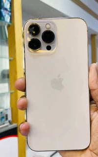 ايفون ١٣ برو ماكس • ٢٥٦ • بطارية ٨٩%