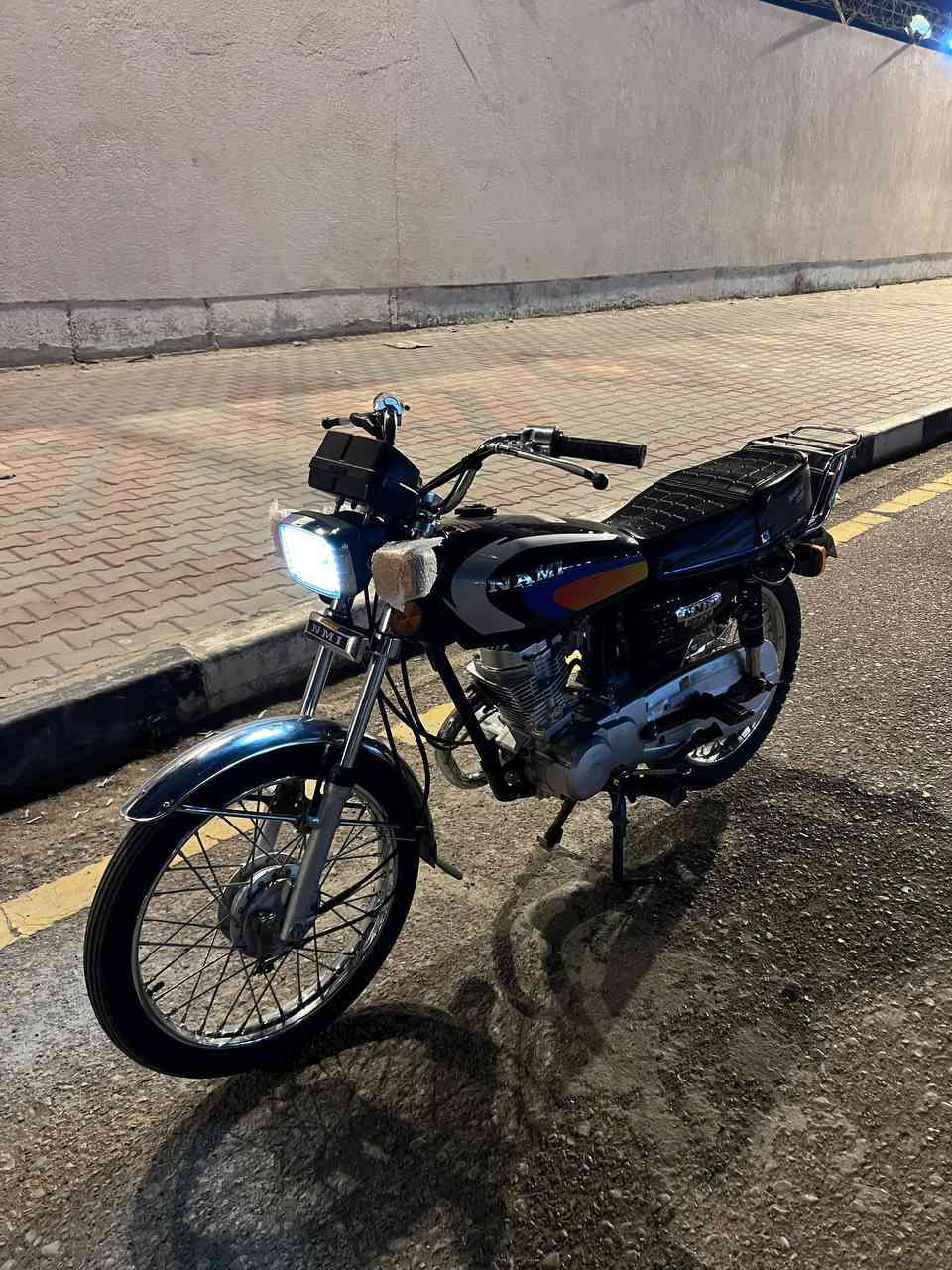 السلام عليكم دراجة ايرانية نامة غراض سيد خلدون مكينة مجمع ماكس الغراض كلها اصلية او مكفولة المكينة مامفتوحة جديدة للبيع السعر 850 وبيها مجال للتواصل خاص او ع الرقم ***********واتساب فقط.
