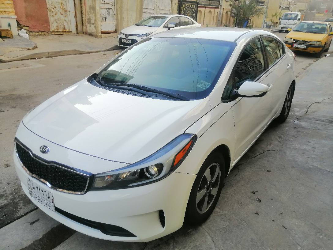 *********** 
فورتي ٢٠١٧ بغداد نص فول مكينه ٢٠٠٠ دوش ماشيه ٨٥
السياره بيها شويه صبغ با باب خلف السائق من جوه اثر شخط
السياره من امريكا كلين بدون حادث بدون ارباك 
شادلها تخم تاير جديد وباتري جديد
تبريد ثلج ❄️
السعر ١٢٢$ وبيها مجال
مكان السياره بغداد الشعب ***********
*********** بغداد, العراق
