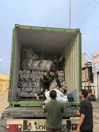 اللهم صلي على محمد وآل محمد  تعلن شركة العراق  عن وصول حاوية ادوات احت...