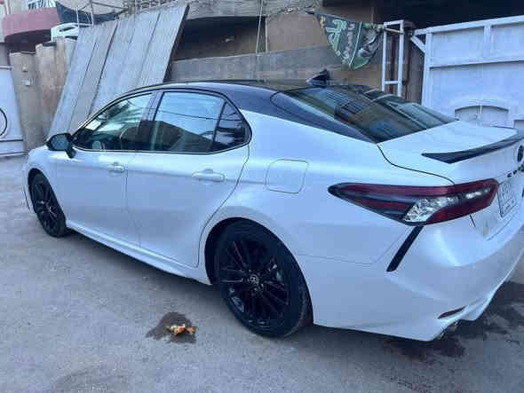 كامري امريكي موديل 2023 
مواصفاتهه اعلى مواصفات بلكامري حته اربع كامره داخل احمر كشنات حار بارد كراسي كهرباء رادار امامي داتاشو بانوراما
مواصفات متخلص مكينه اربعه سلندر 2.5
السياره مال بيت مناقصهه اي شي 
تخم تاير جديد قبل شهر مابيهه اي مصرف 
بأسمي ورقم جديد ماشيه 40mi 
حادثهه موضح بلصور فقط خشم البنيد 
بدون دواخل الدواخل مكفوله فقط البنيد
للبيع بدون مراوس للأستفسار ‭0772 289 6250‬
السعر 22500
المكان الغزاليه
